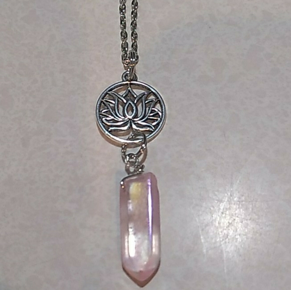 Lotus pendent w pink aura crystal point necklace - Picture 3 of 15
